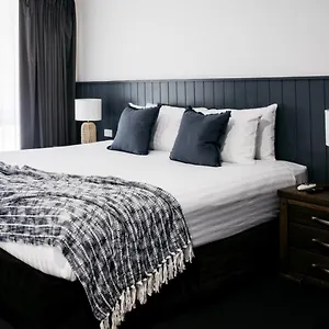 Ibis Styles Eagle Hawk Camberra
